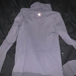 size 4 lululemon jacket